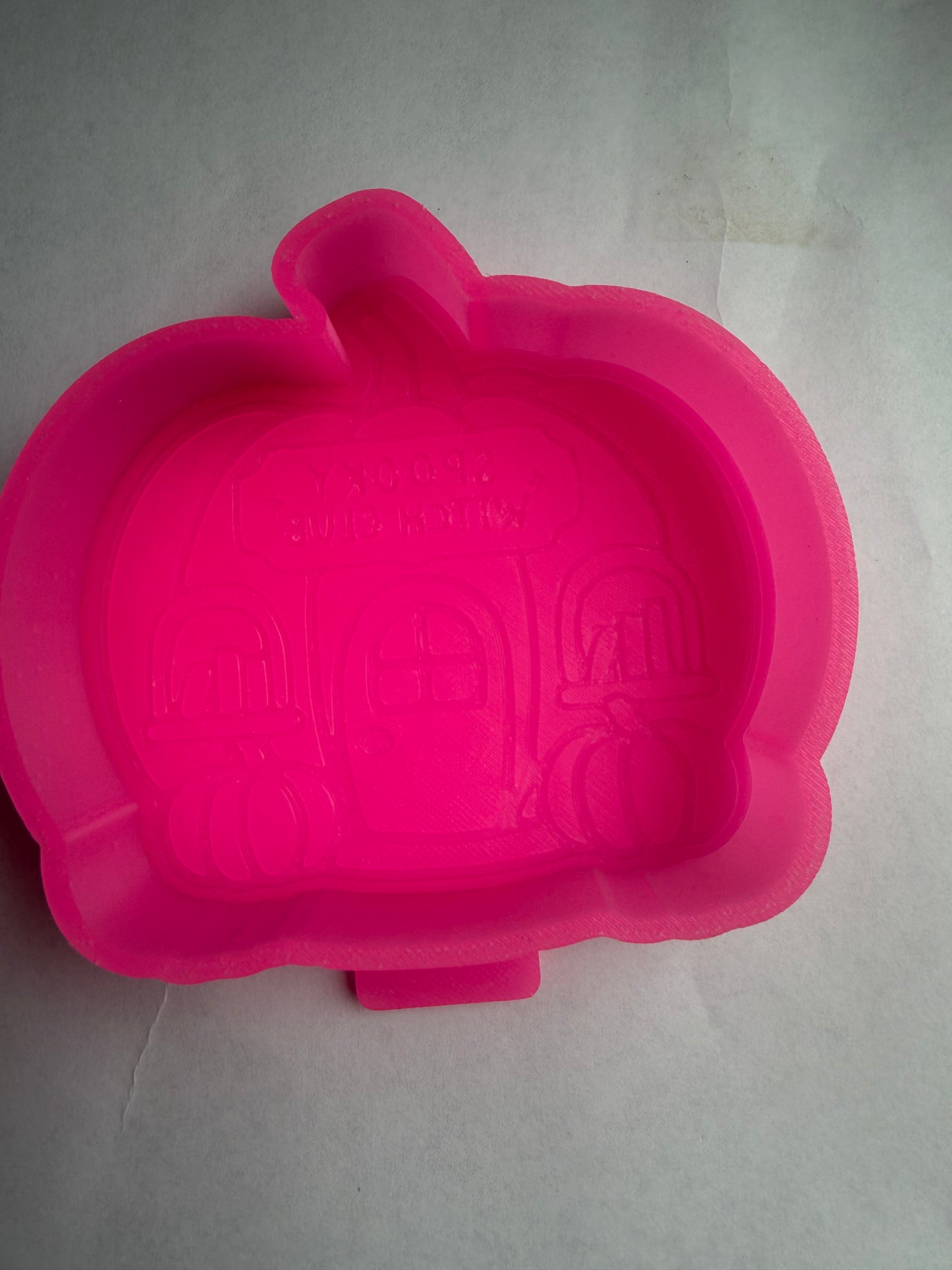 Whole lot 16 molds